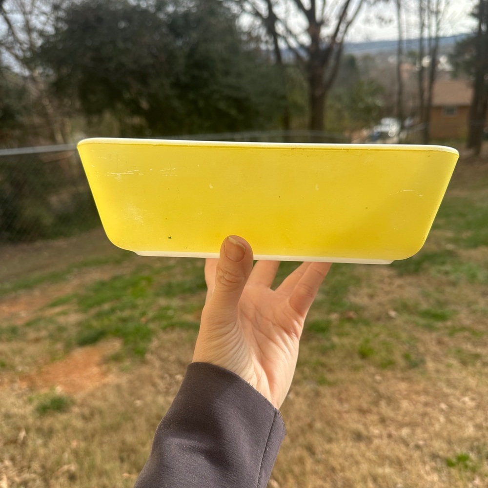 Vintage Pyrex Primary Yellow Large Fridgie Dish (No Lid)
